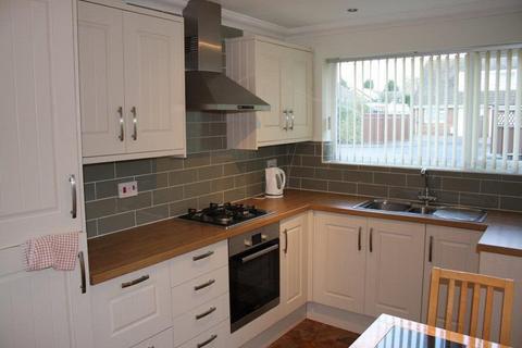 2 bedroom semi-detached bungalow to rent, Elgin Drive, Melton Mowbray