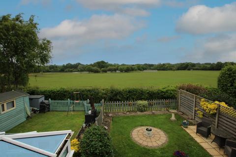 3 bedroom terraced house for sale, Crow Green Lane, Pilgrims Hatch, Brentwood