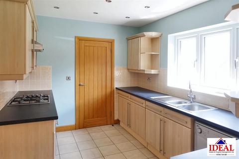 4 bedroom detached house for sale, Lutterworth Drive, Adwick-Le-Street, Doncaster