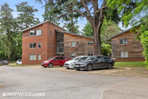 2 bedroom flat for sale, Upper Marsh Lane, Hoddesdon EN11