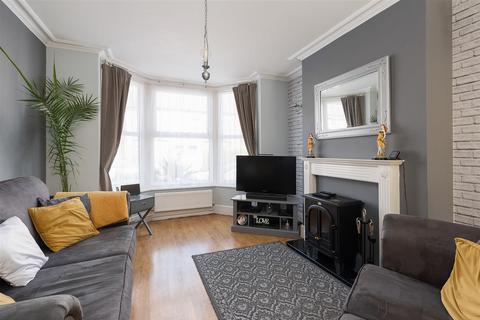 3 bedroom terraced house for sale, Glencoe Road, Margate