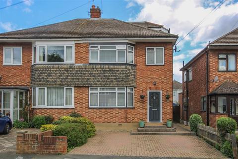 4 bedroom semi-detached house for sale, The Meadows, Ingrave, Brentwood