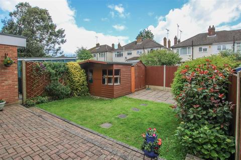 4 bedroom semi-detached house for sale, The Meadows, Ingrave, Brentwood