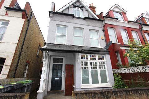 Studio to rent, Nelson Road, Crouch End