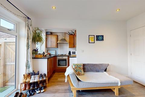 1 bedroom flat for sale, Brislington Hill, Brislington, Bristol
