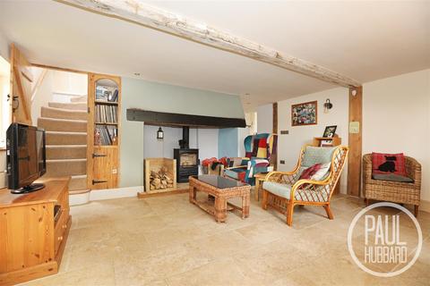 3 bedroom cottage for sale, London Road, Brampton, Beccles, NR34