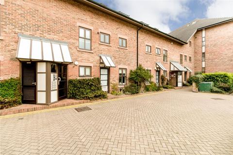 2 bedroom flat to rent, The Mews, Newcastle upon Tyne