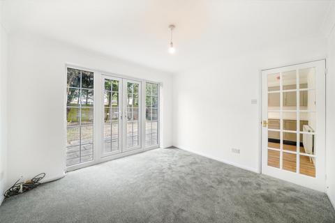 4 bedroom detached house for sale, Jellicoe Gardens, Stanmore