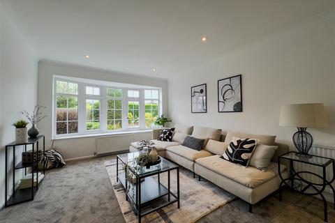 4 bedroom detached house for sale, Jellicoe Gardens, Stanmore