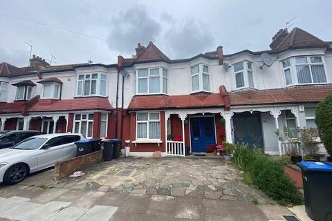 4 bedroom terraced house for sale, Kelvin Avenue, Palmers Green, London, N13