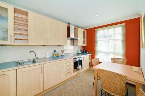 1 bedroom apartment for sale, Walton Street, Chelsea SW3
