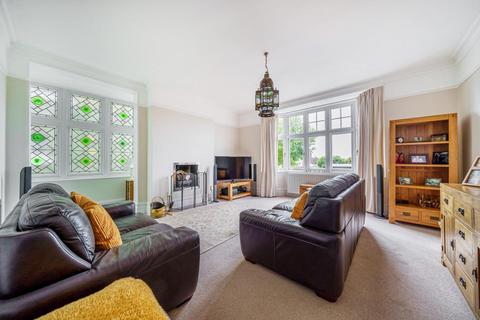 16 Cornwall Road, Uxbridge, UB8 1BB