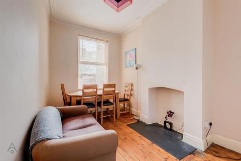 22 Fieldhead Road, Sheffield, S8 0ZX