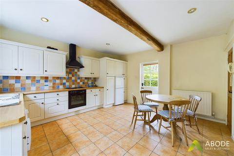 3 bedroom detached house for sale, Wood Lane, Uttoxeter ST14