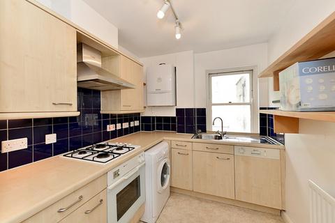 2 bedroom flat to rent, Knaresborough Place, Earls Court, SW5