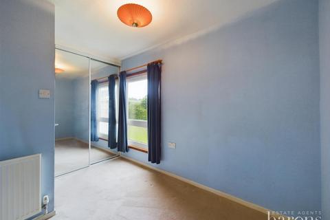 4 Buckfast Close, Popley, Basingstoke, RG24 9HD