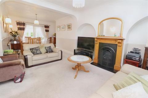 33 Melrose Avenue, Borehamwood, WD6 2BH