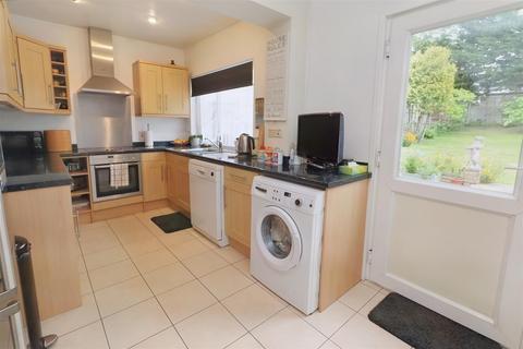 33 Melrose Avenue, Borehamwood, WD6 2BH