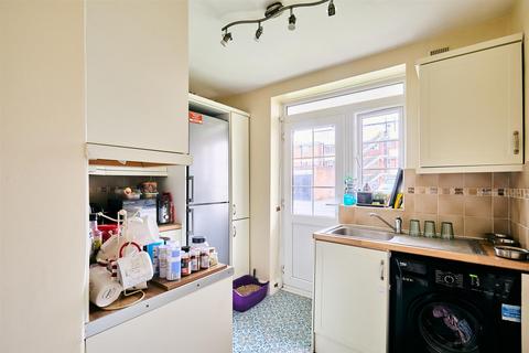 2 bedroom flat for sale, Hartington Road, Chiswick, W4