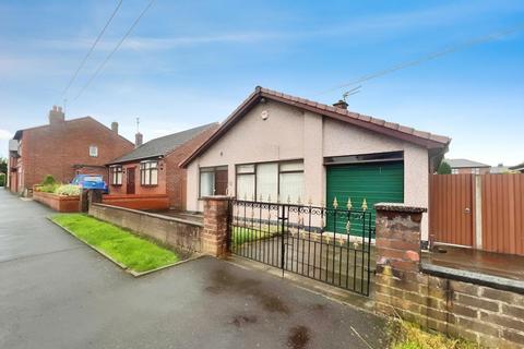 3 bedroom detached bungalow for sale, Hanover Street, Leigh