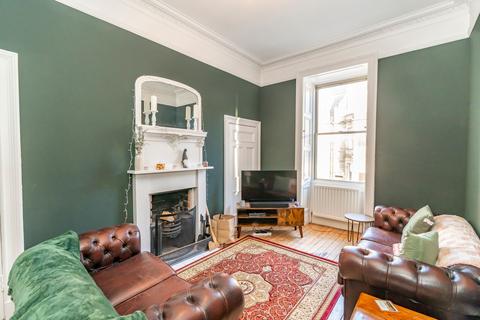 1 bedroom flat for sale, 220 (3F2) Bruntsfield Place, Bruntsfield, Edinburgh, EH10 4DE