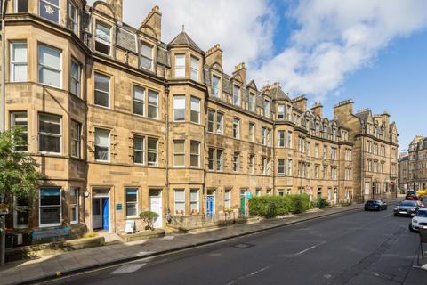 1 bedroom flat for sale, 220 (3F2) Bruntsfield Place, Merchiston, Edinburgh, EH10 4DE