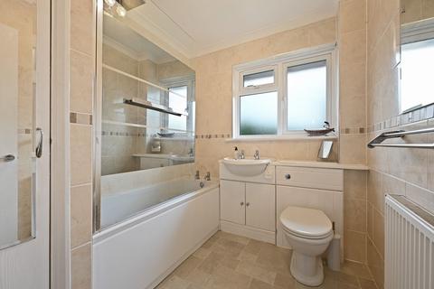 74 Vellum Drive, Carshalton, SM5 2TS