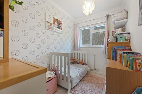74 Vellum Drive, Carshalton, SM5 2TS