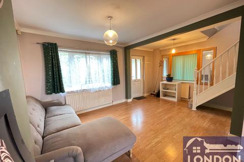 3 bedroom semi-detached house for sale, Longhill Avenue, Chatham ME5