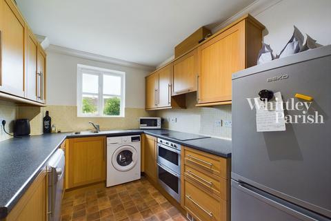 2 bedroom flat for sale, Bromedale Avenue, Mulbarton