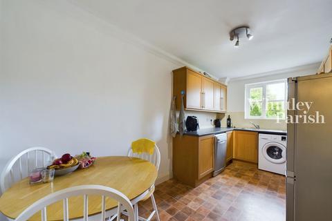 2 bedroom flat for sale, Bromedale Avenue, Mulbarton