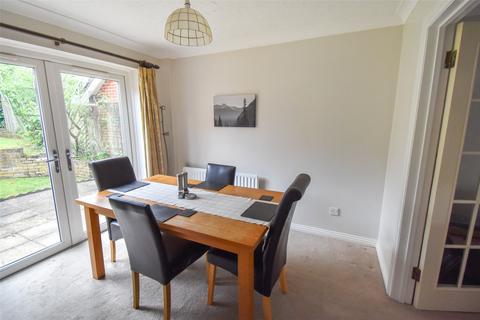 3 bedroom detached house for sale, Laurel Gardens, Hampshire GU11