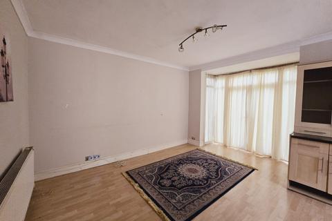 4 Hall Lane, London, NW4 4TN