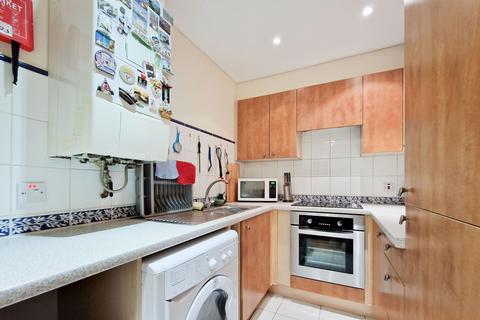 2 bedroom apartment for sale, Flat 18 Kensington Court, St Helier