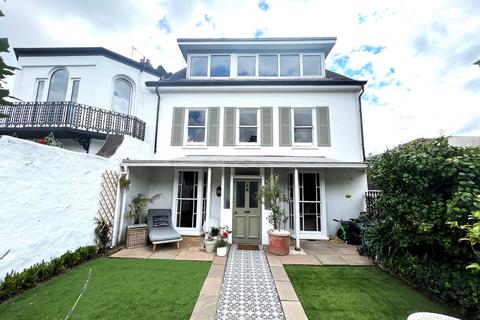 4 bedroom property for sale, West End Villa, St Helier