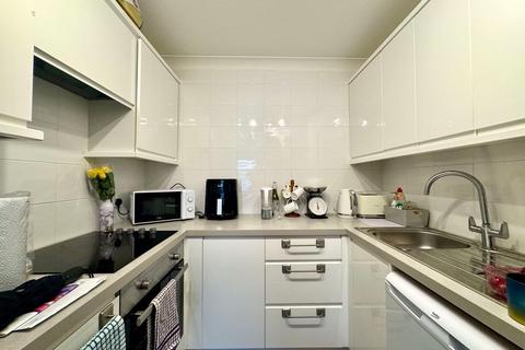 1 bedroom flat for sale, 3 Maison Belleville, St Saviour