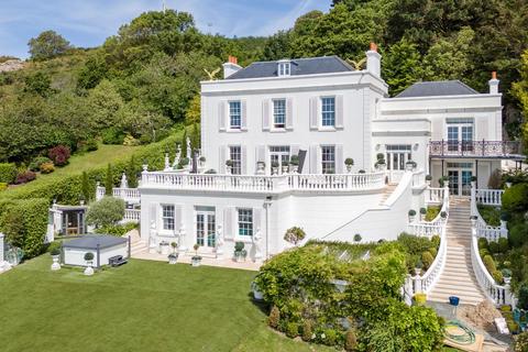 undefined, De Montford House, St Martin