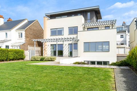 4 bedroom detached house for sale, Alma Villa, St Helier