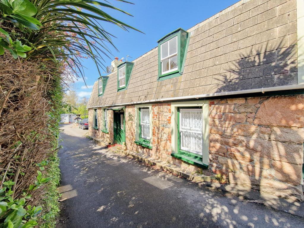 Glen Dale, St. Clements 3 bed property for sale £610,000