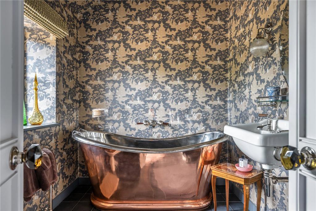 Annex Bathroom
