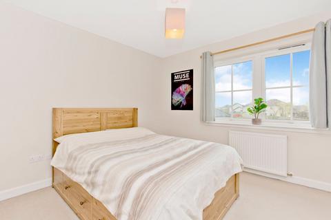 18 Devonvale Place, Kinross, KY13 8FR