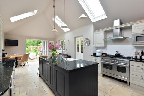 4 bedroom semi-detached house for sale, Burleigh Road, Charing
