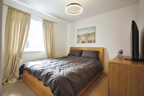 1 bedroom maisonette for sale, Woodpecker Place, Bracknell RG12