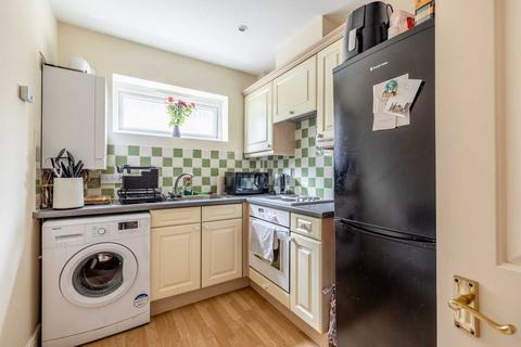 1 bedroom flat for sale, Bower Way, Cippenham SL1