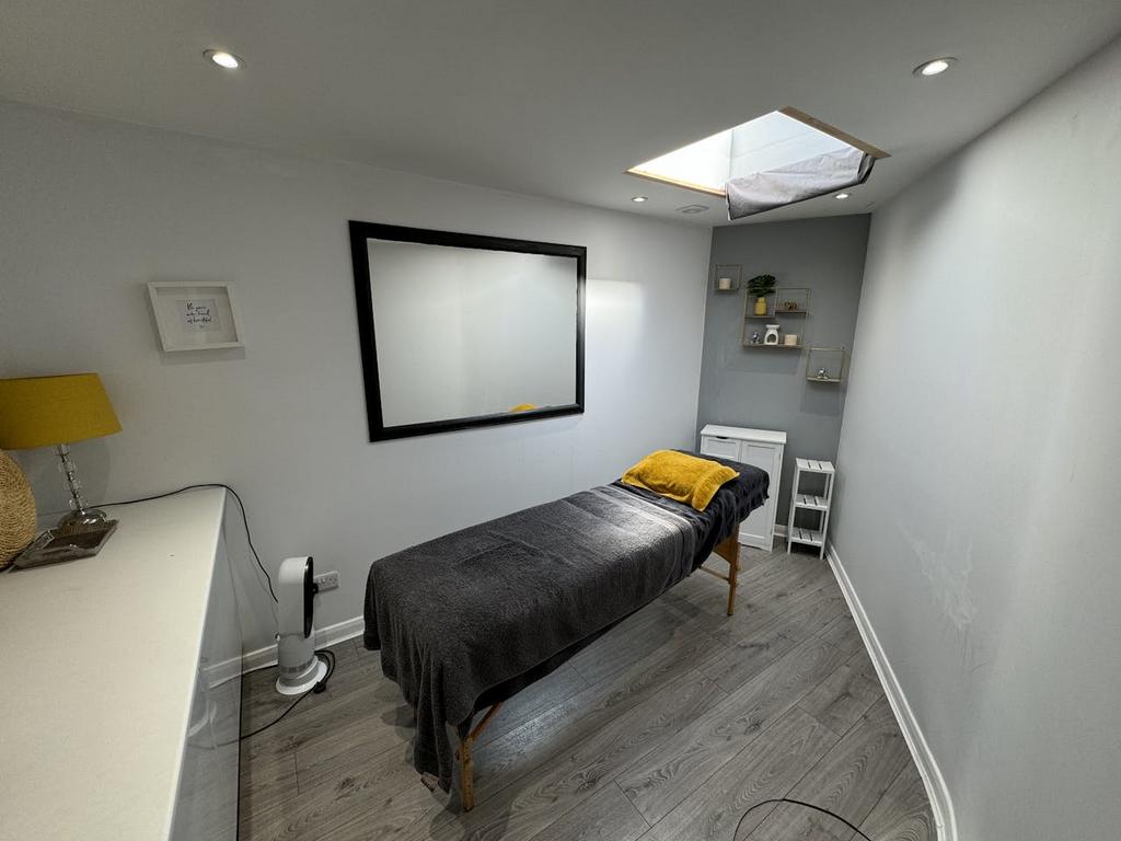 Treatment Room.jpeg
