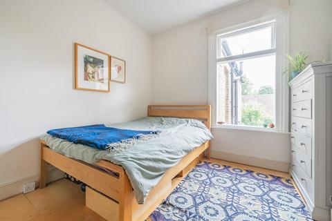 103 Fernbrook Road, London, SE13 5NQ