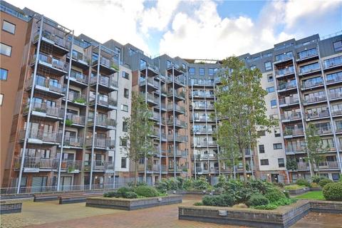 2 bedroom apartment for sale, Seren Park Gardens, Blackheath, London, SE3