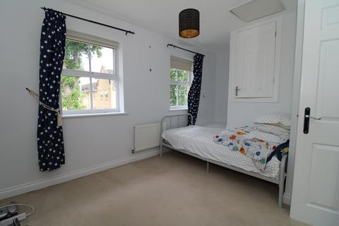 5 Sparkes Close, Bromley, BR2 9GE