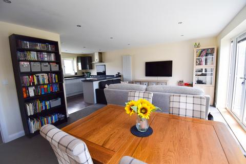 3 bedroom end of terrace house for sale, Collet Road, Kemsing, Sevenoaks, TN15