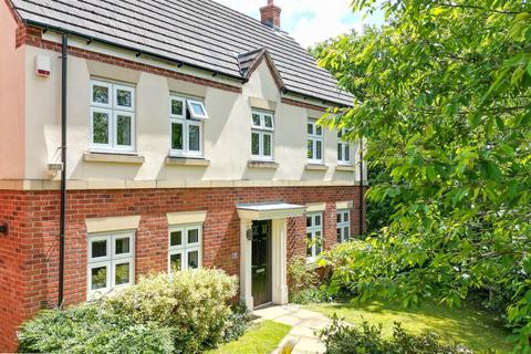 4 bedroom detached house for sale, Kingcup Close, Catshill, Bromsgrove, B61 0GH